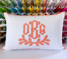 Load image into Gallery viewer, Appliqué Lumbar Linen Pillow Cover