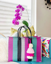 Load image into Gallery viewer, Large handwoven tote