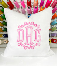 Load image into Gallery viewer, Appliqué  Linen Pillow