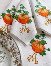 Load image into Gallery viewer, Pumpkin Vine Dinner Napkins