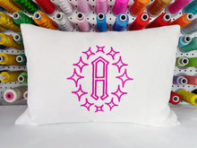 Load image into Gallery viewer, Appliqué  Linen Pillow 14x20”