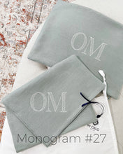 Load image into Gallery viewer, Linen pillow with monogram